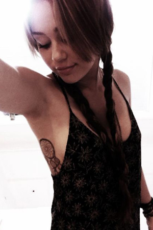 Dream Catcher Tattoo on Dream Catcher Tattoo Miley Cyrus Photo Tattoo